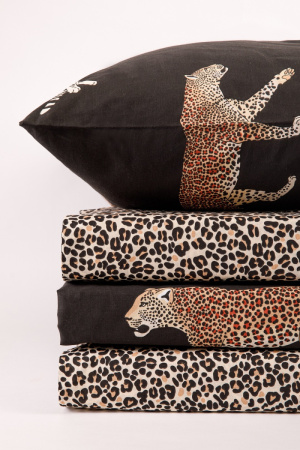 5d75f7c9-6094-4ba9-ad42-ff378e9e0a2d